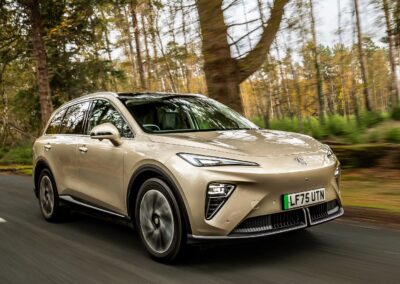 MGS6 EV: MG’s nye elektriske C-SUV - Jørgen Hansen Biler