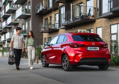 MG ZS Hybrid+ - Praktisk hybrid-SUV - Jørgen Hansen Biler