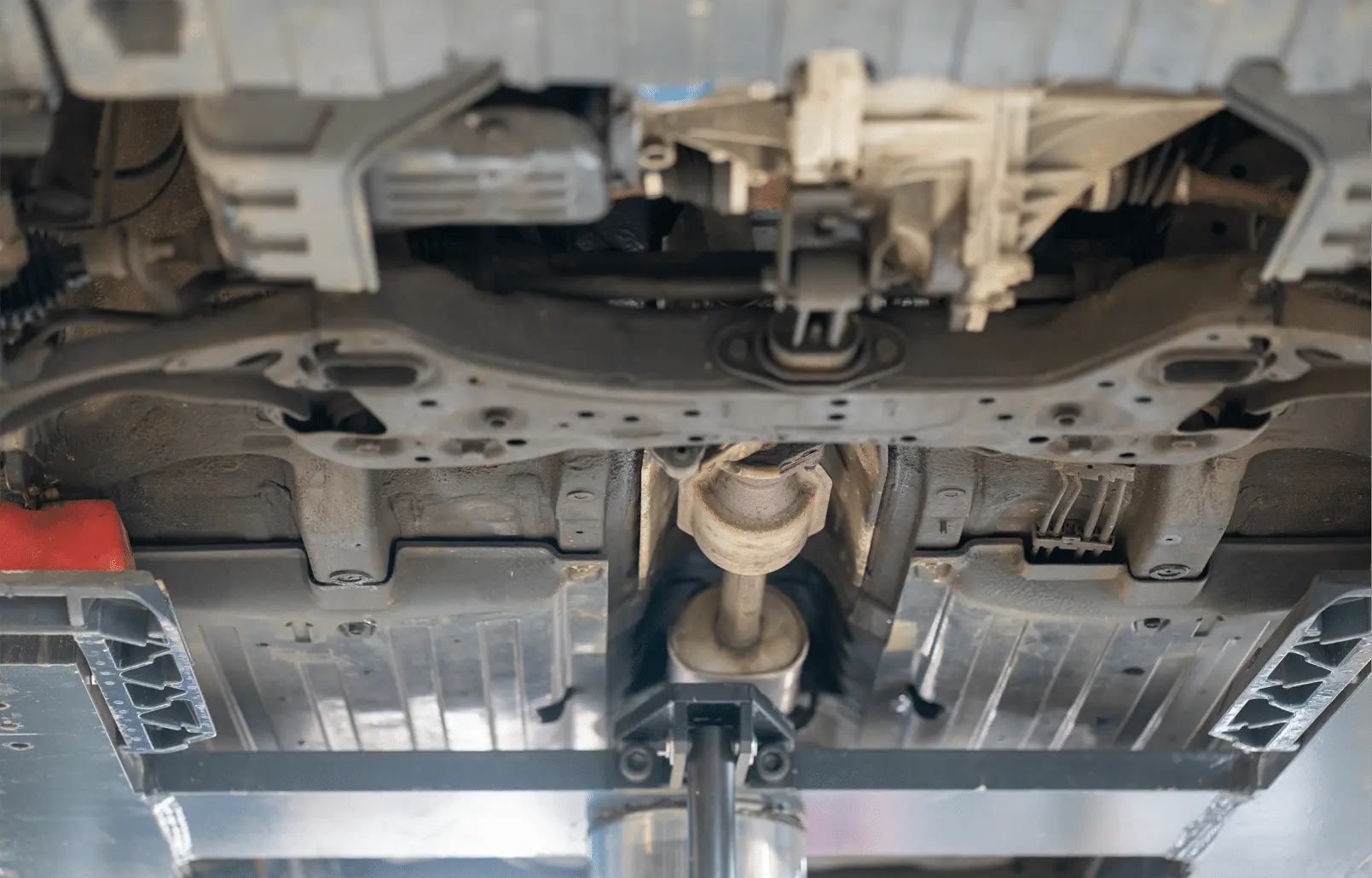 Undervognsbehandling - Vi klarer det for dig - Jørgen Hansen Biler