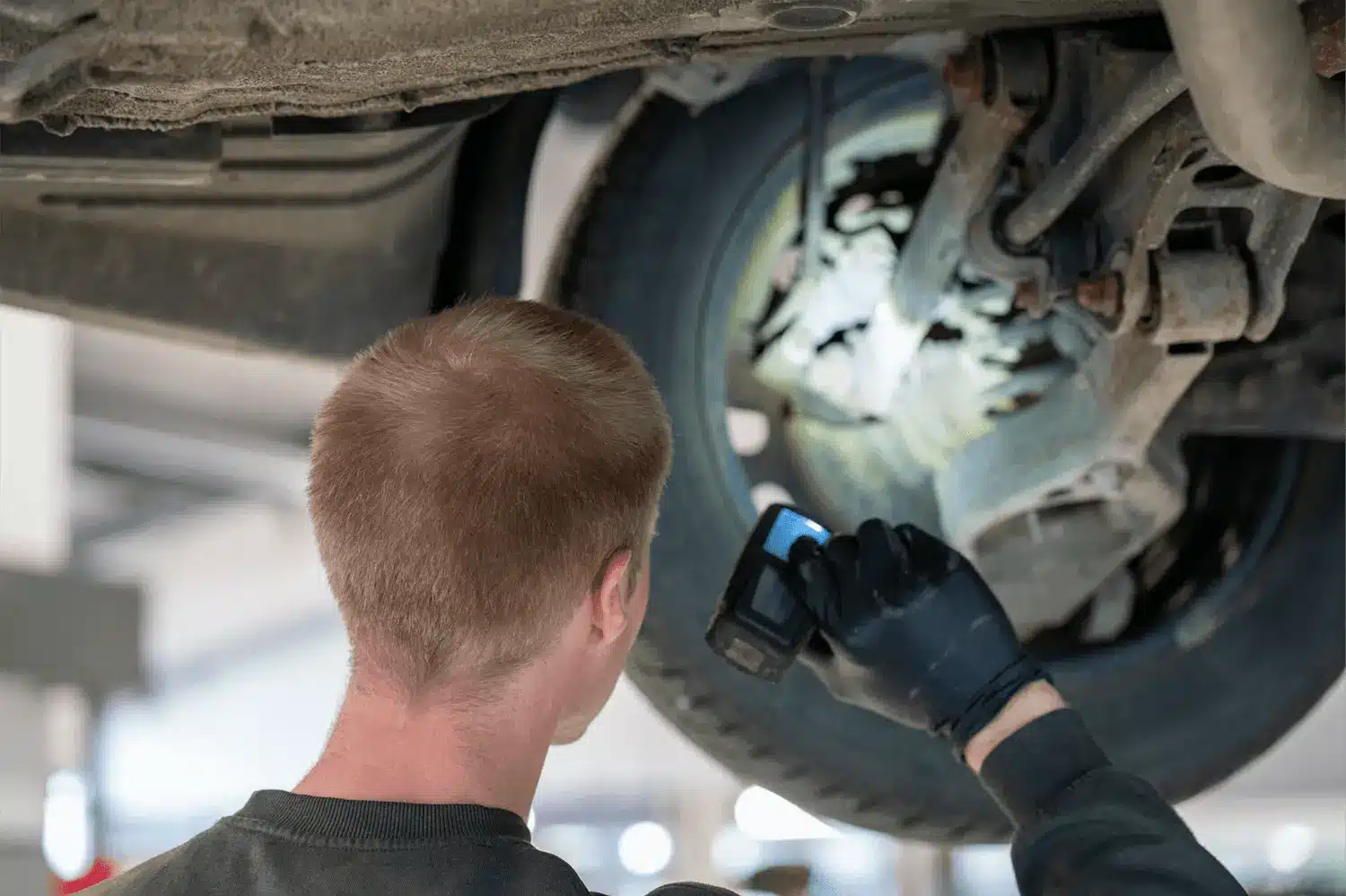 Bilsyn med synstjek - Vi gør det nemt for dig - Jørgen Hansen Biler