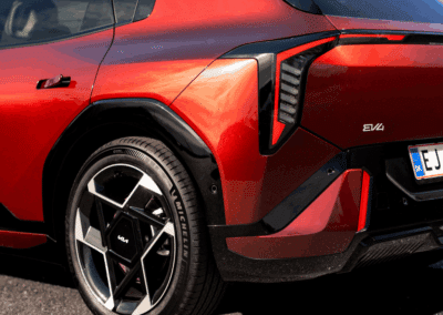 Kia EV4 – Prisstærk Elektrisk Hatchback - Jørgen Hansen Biler