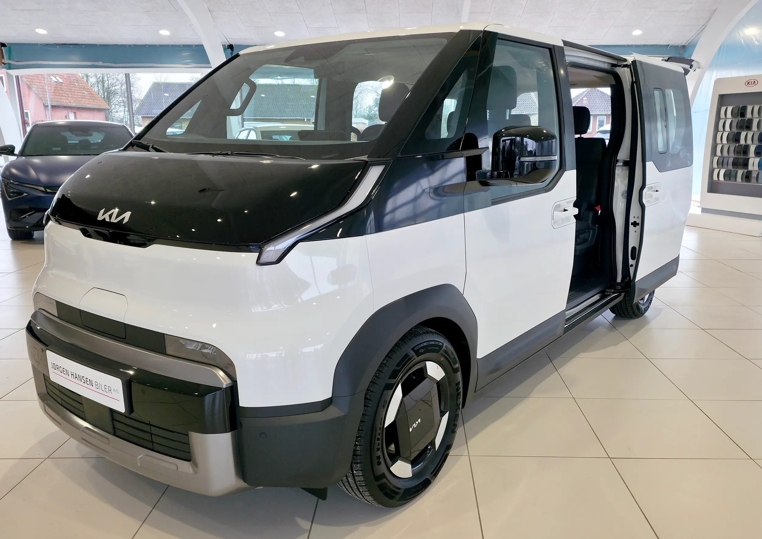 Kia PV5 Passenger - Stor elektrisk MPV - Jørgen Hansen Biler