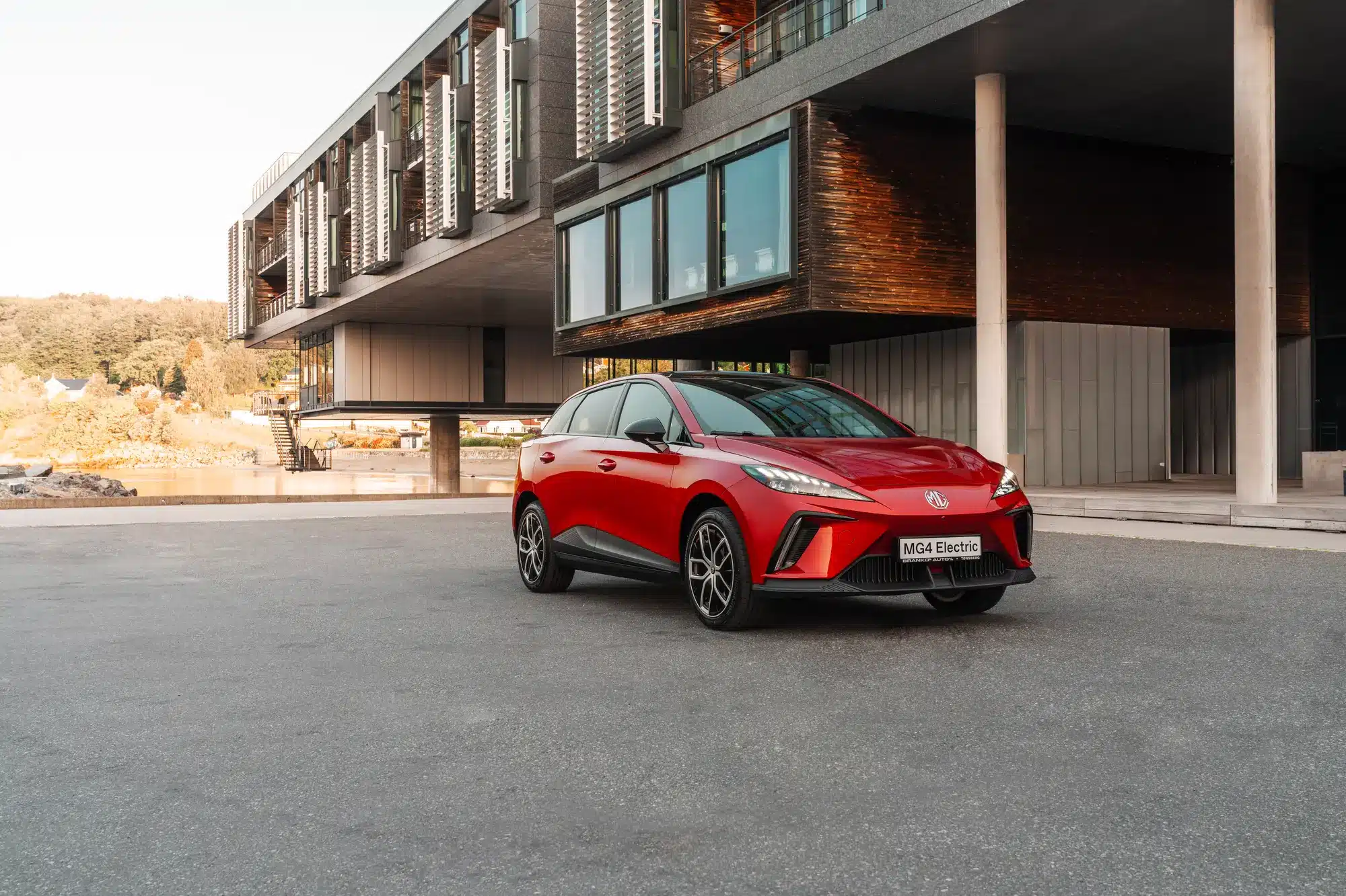 MG4 Electric - Kompakt og lækker elbil - Jørgen Hansen Biler