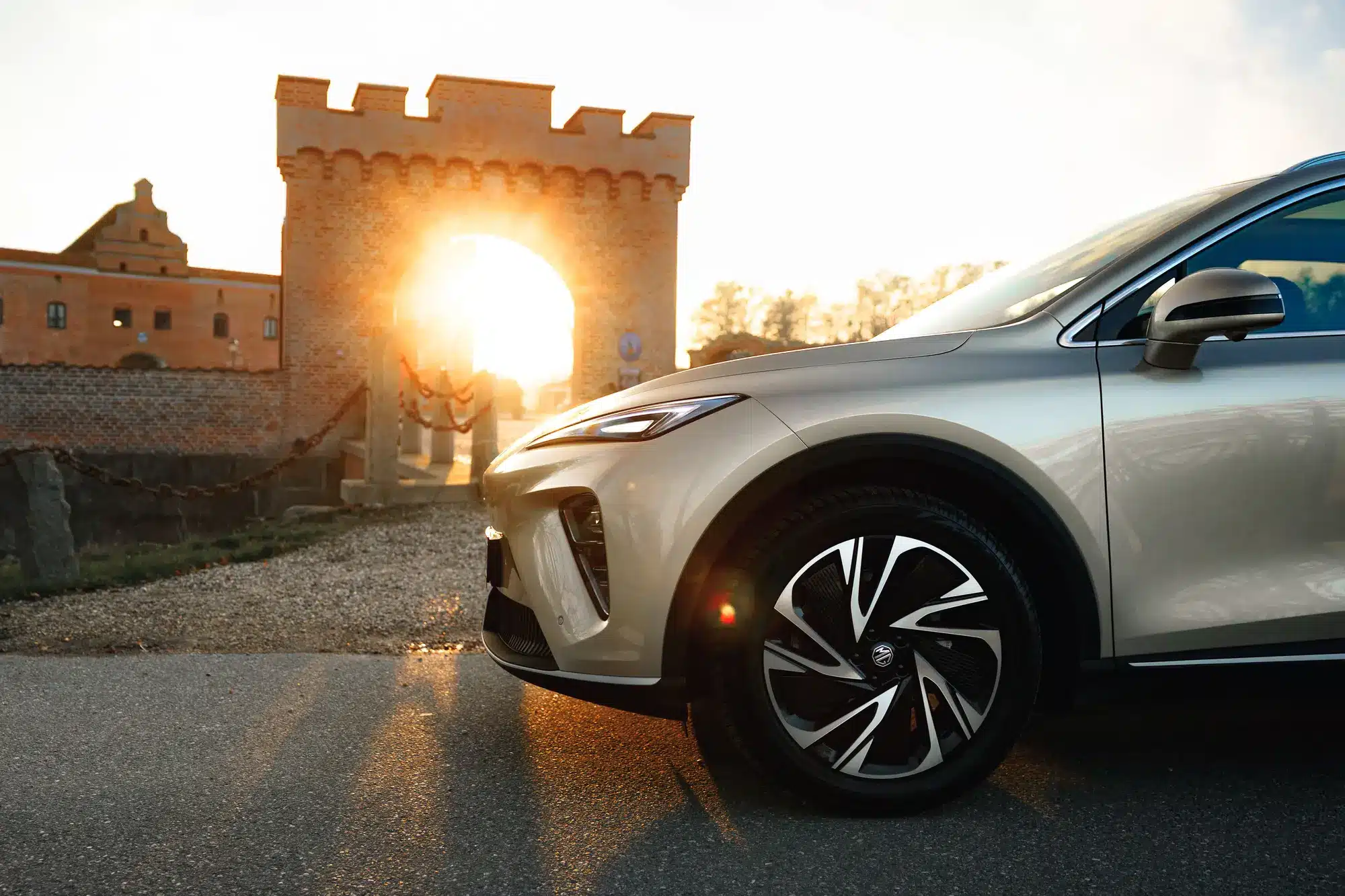 MGS6 EV: MG’s nye elektriske C-SUV - Jørgen Hansen Biler